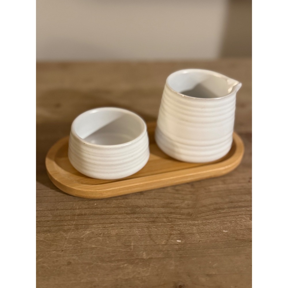 Nespresso Collections White Ceramic Sugar Bowl and Milk Jug Set with Wooden Tray